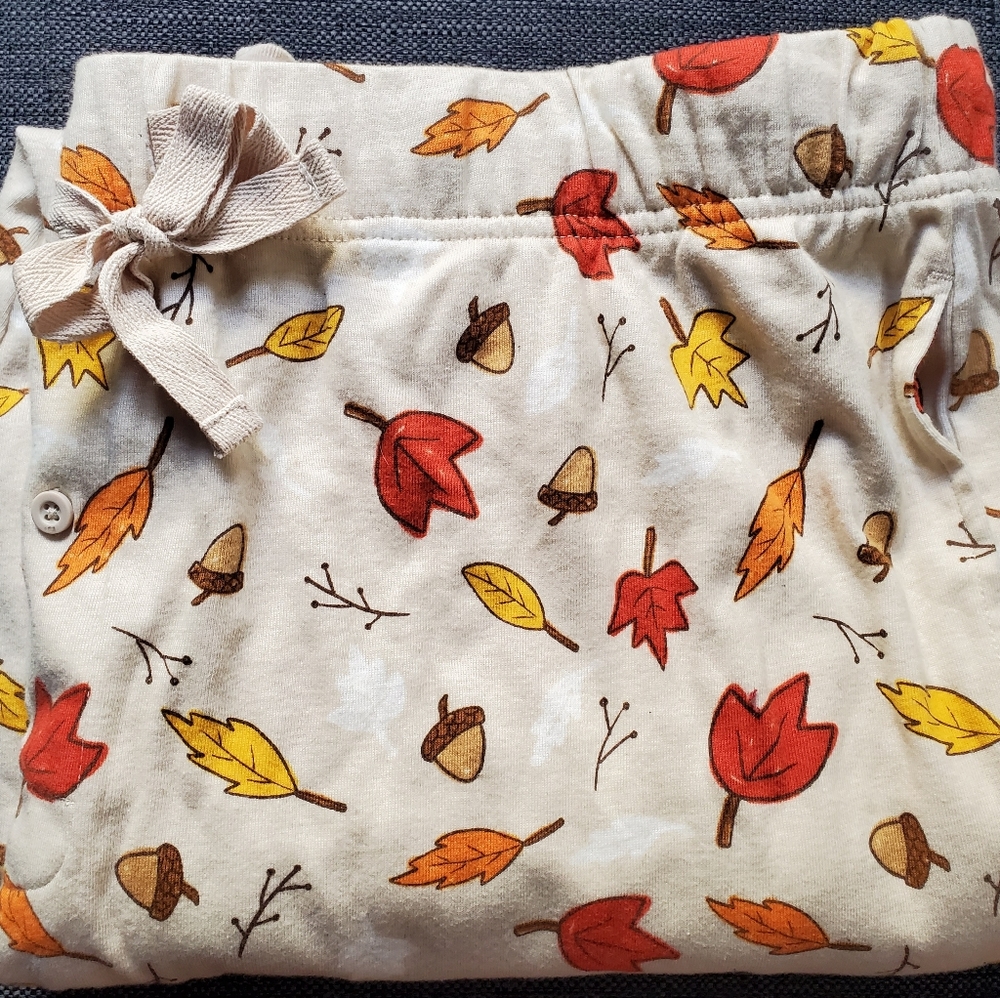 NWT Fall Autumn Leaves Pajama Pants
